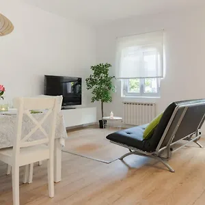  Apartment Alai